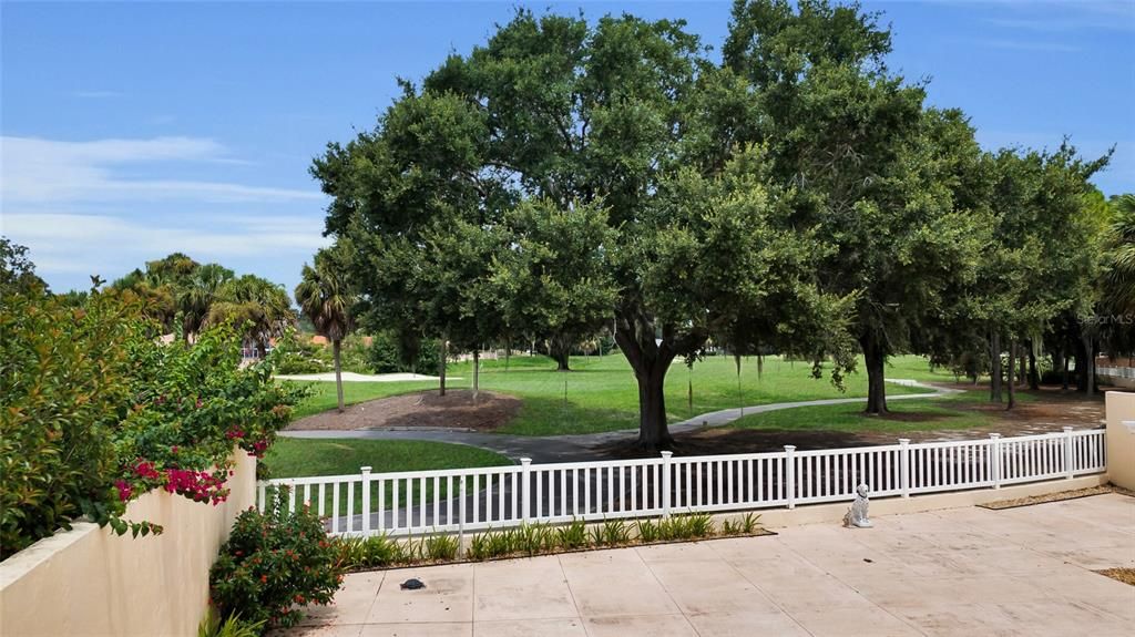 Active With Contract: $399,000 (2 beds, 2 baths, 1255 Square Feet)