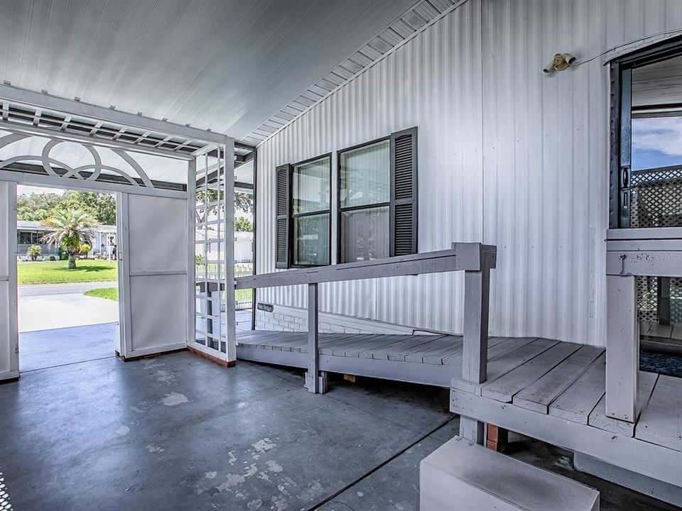 Activo con contrato: $120,000 (2 camas, 1 baños, 768 Pies cuadrados)