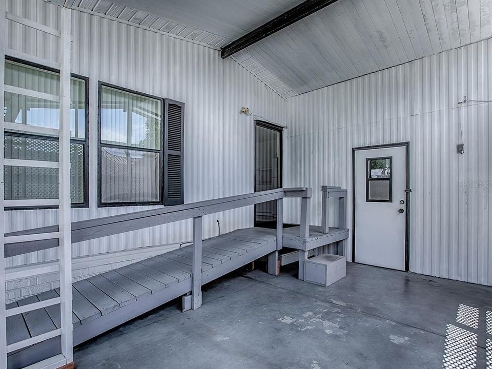 Activo con contrato: $120,000 (2 camas, 1 baños, 768 Pies cuadrados)