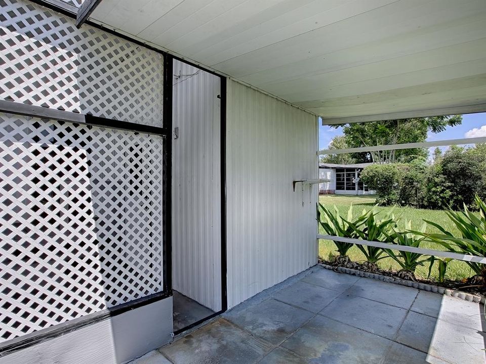 Activo con contrato: $120,000 (2 camas, 1 baños, 768 Pies cuadrados)