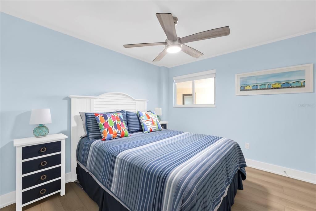 For Rent: $6,250 (2 beds, 2 baths, 850 Square Feet)