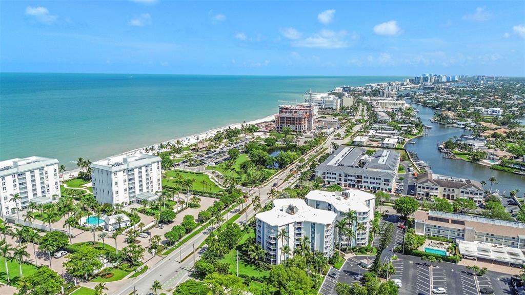 For Rent: $6,250 (2 beds, 2 baths, 850 Square Feet)