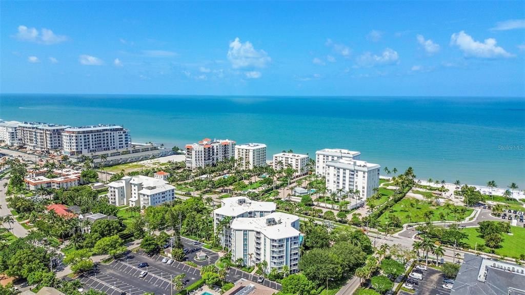 For Rent: $6,250 (2 beds, 2 baths, 850 Square Feet)