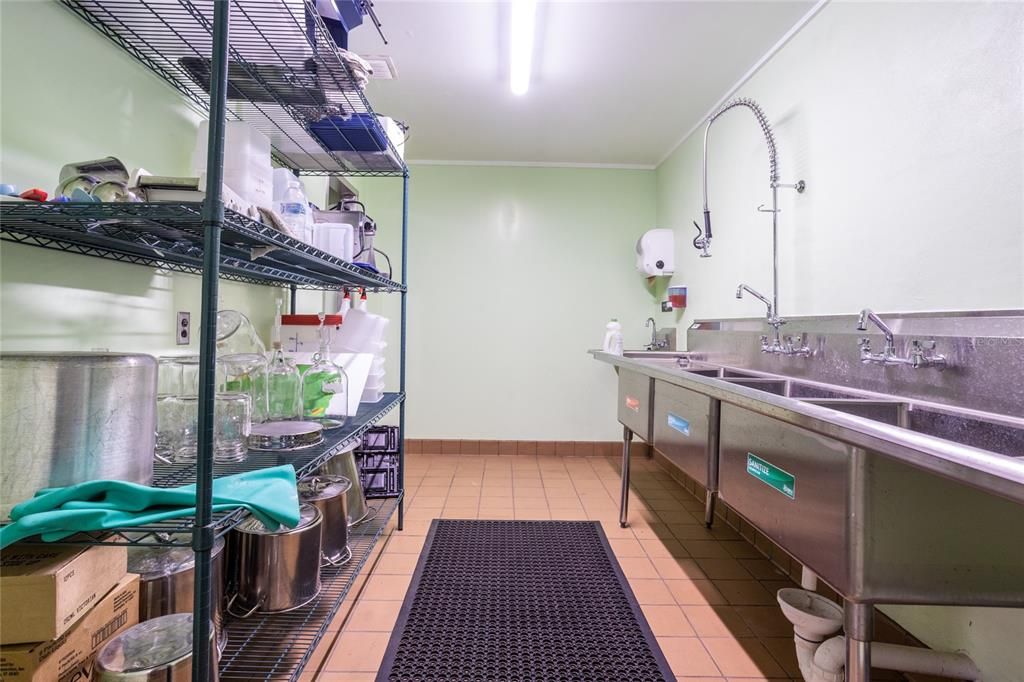 На продажу: $360,000 (0 спален, 0 ванн, 1500 Квадратных фут)