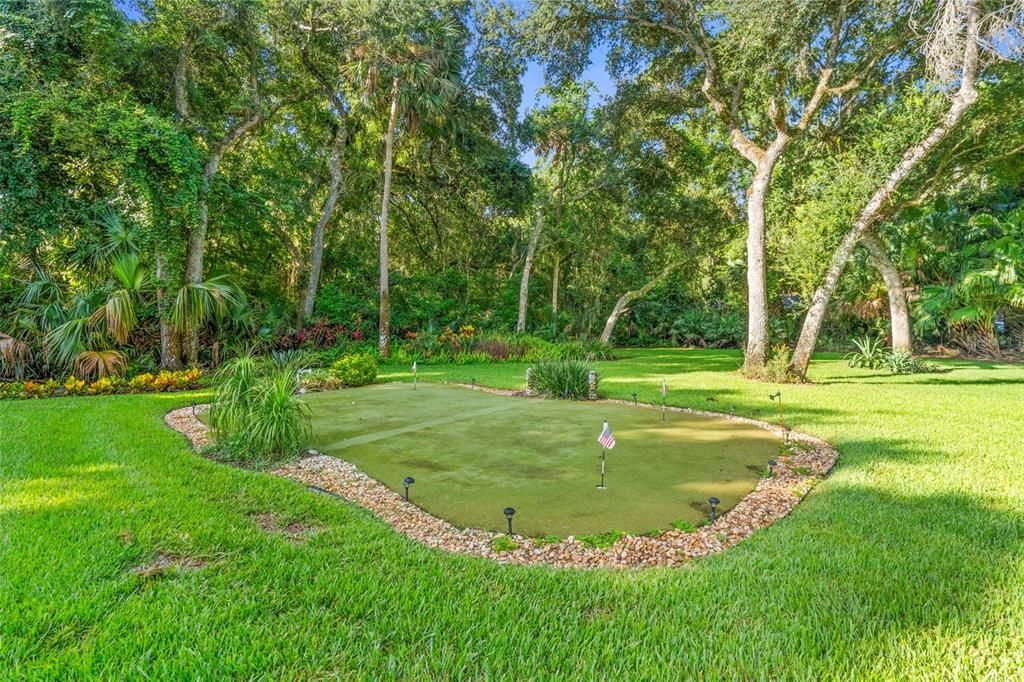 Activo con contrato: $850,000 (5 camas, 3 baños, 2600 Pies cuadrados)