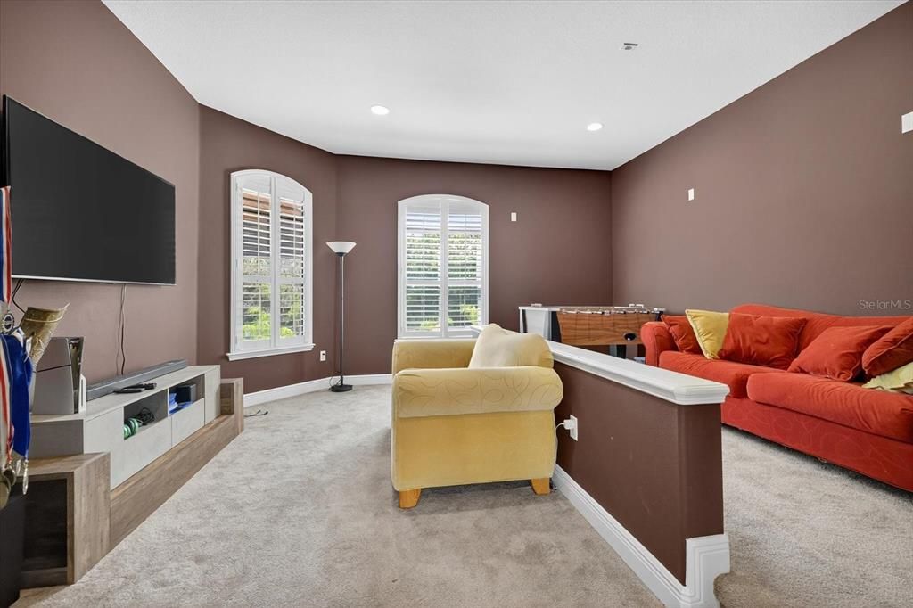 For Sale: $1,900,000 (5 beds, 5 baths, 5082 Square Feet)