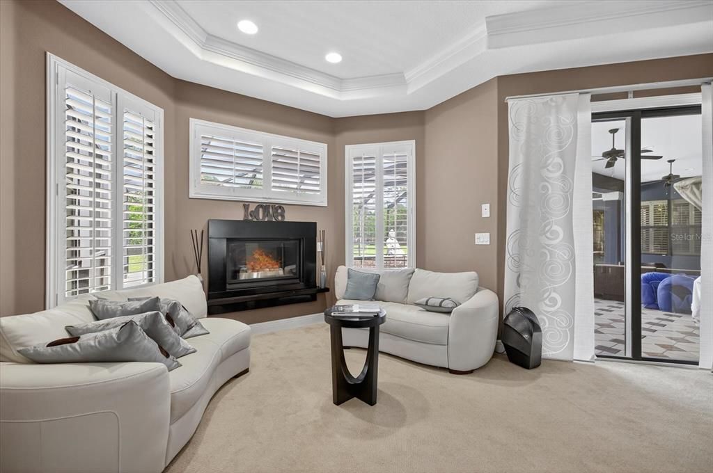 For Sale: $1,900,000 (5 beds, 5 baths, 5082 Square Feet)