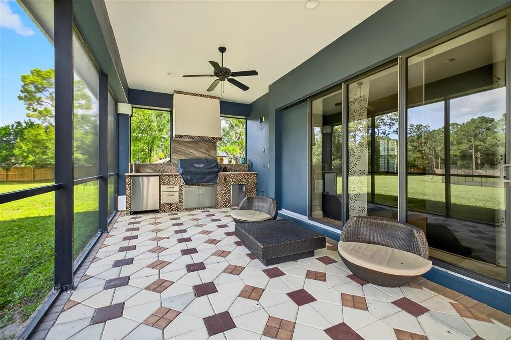 For Sale: $1,900,000 (5 beds, 5 baths, 5082 Square Feet)