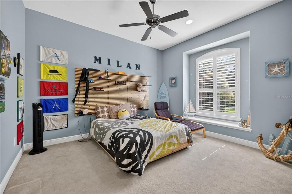 For Sale: $1,900,000 (5 beds, 5 baths, 5082 Square Feet)