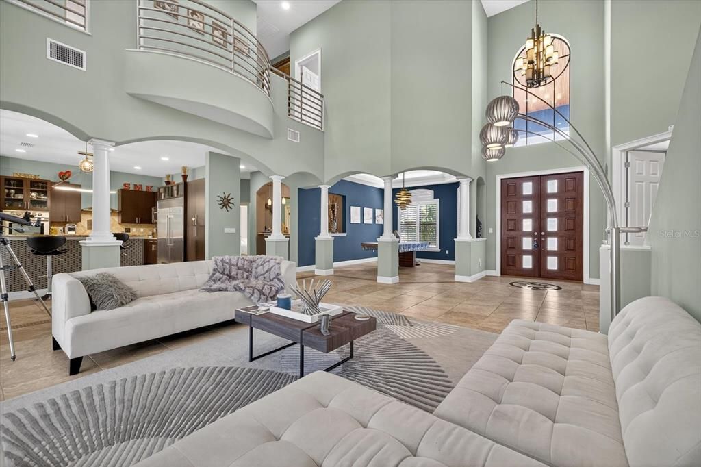 For Sale: $1,900,000 (5 beds, 5 baths, 5082 Square Feet)