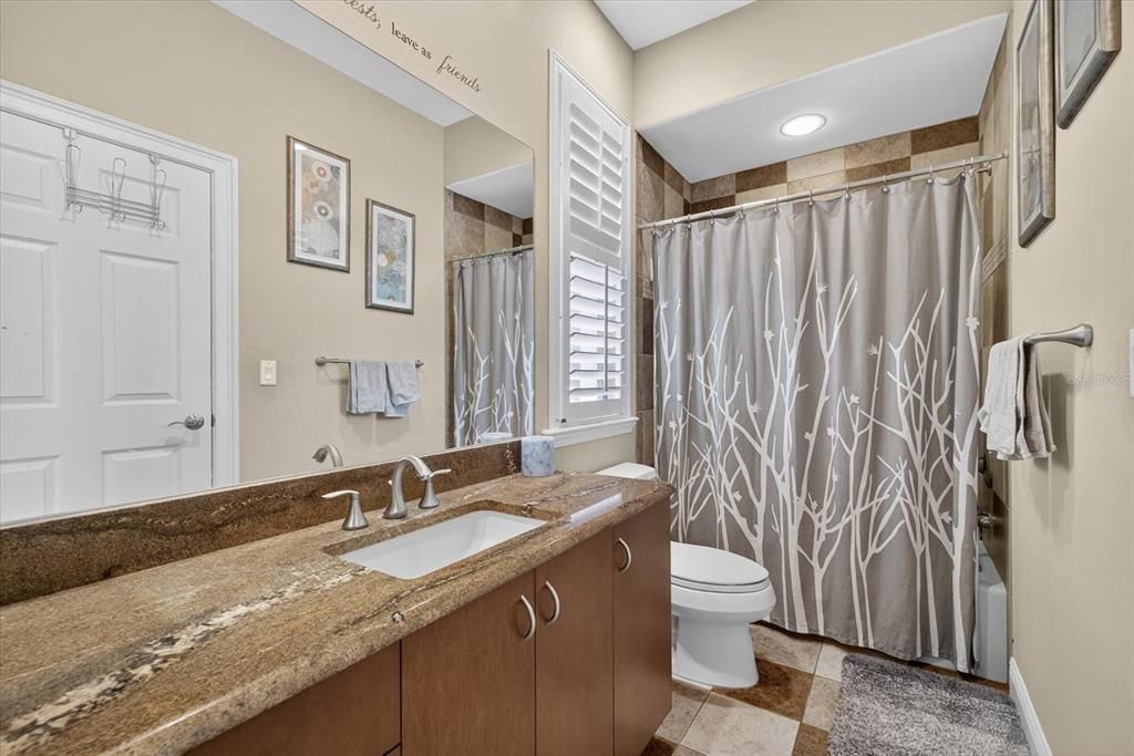 For Sale: $1,900,000 (5 beds, 5 baths, 5082 Square Feet)