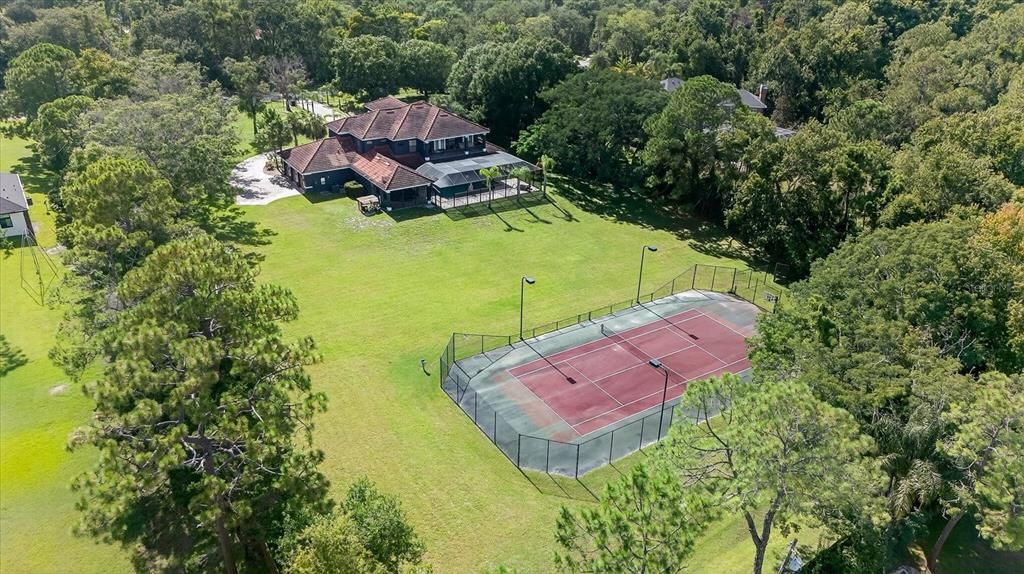 For Sale: $1,900,000 (5 beds, 5 baths, 5082 Square Feet)