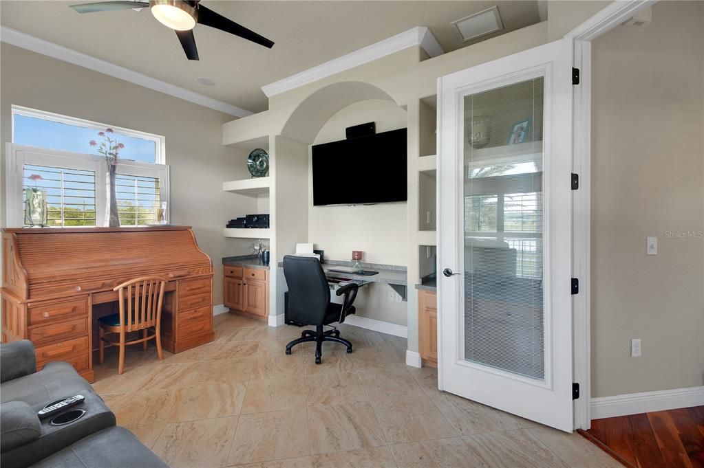 For Sale: $1,399,999 (4 beds, 3 baths, 2897 Square Feet)