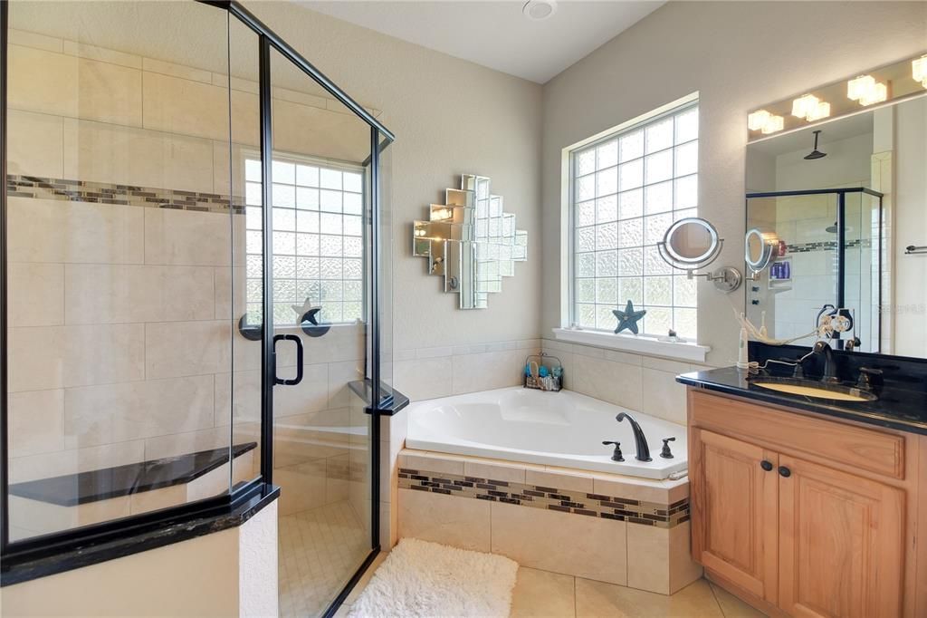 For Sale: $1,399,999 (4 beds, 3 baths, 2897 Square Feet)