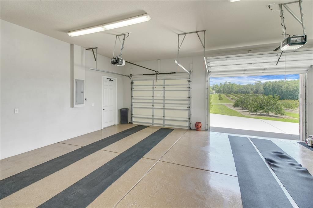 For Sale: $1,399,999 (4 beds, 3 baths, 2897 Square Feet)