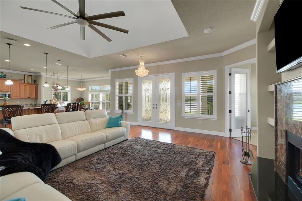 For Sale: $1,399,999 (4 beds, 3 baths, 2897 Square Feet)