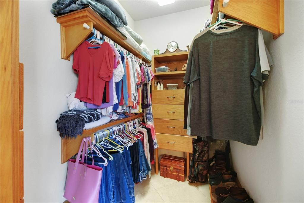 For Sale: $1,399,999 (4 beds, 3 baths, 2897 Square Feet)