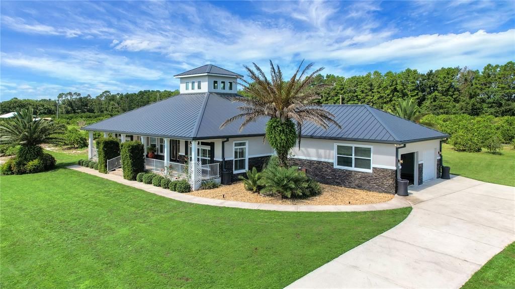 For Sale: $1,399,999 (4 beds, 3 baths, 2897 Square Feet)