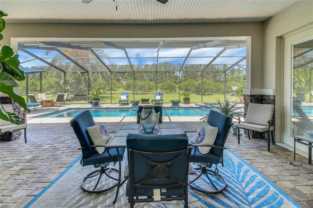 For Sale: $1,399,999 (4 beds, 3 baths, 2897 Square Feet)