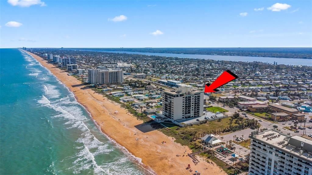 Active With Contract: $444,000 (2 beds, 2 baths, 1484 Square Feet)