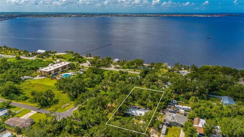 For Sale: $398,000 (3 beds, 0 baths, 2332 Square Feet)