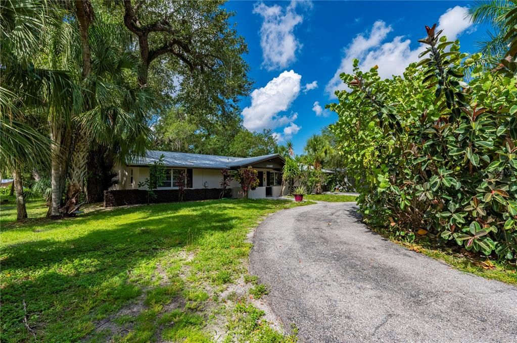 For Sale: $398,000 (3 beds, 0 baths, 2332 Square Feet)