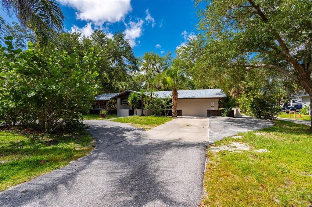 For Sale: $398,000 (3 beds, 0 baths, 2332 Square Feet)