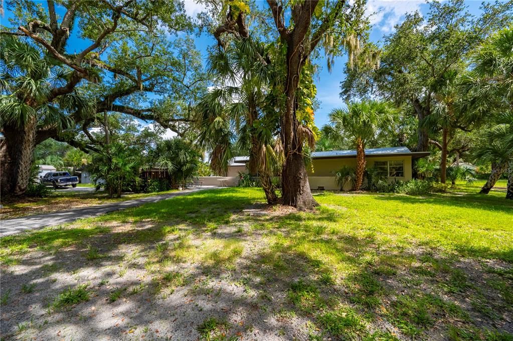 For Sale: $398,000 (3 beds, 0 baths, 2332 Square Feet)