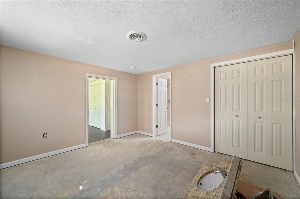 For Sale: $398,000 (3 beds, 0 baths, 2332 Square Feet)