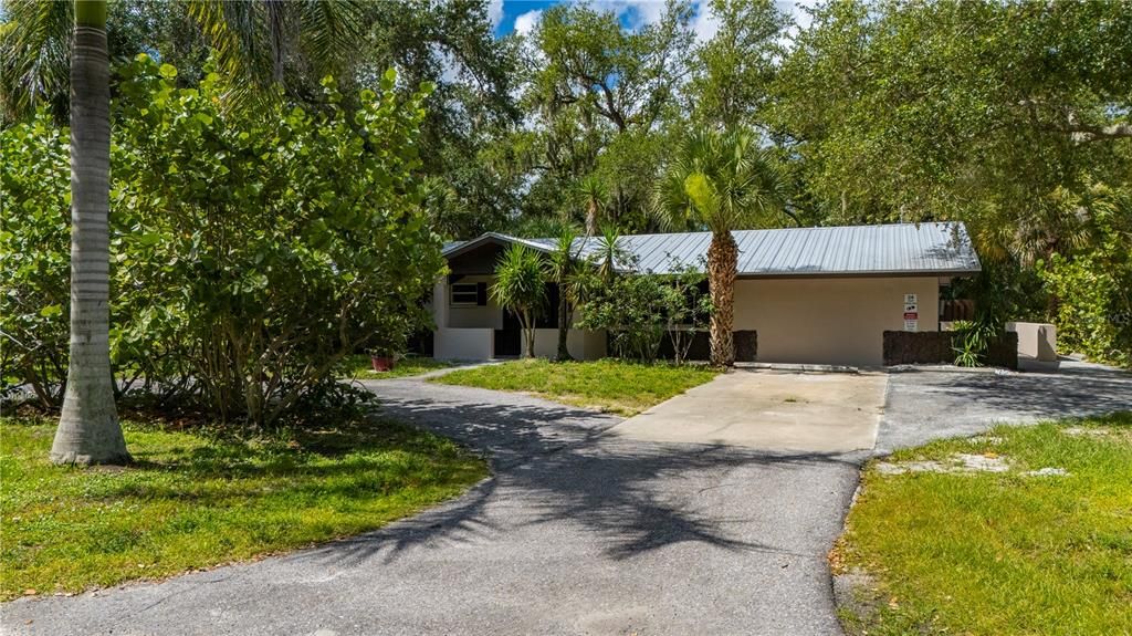 For Sale: $398,000 (3 beds, 0 baths, 2332 Square Feet)