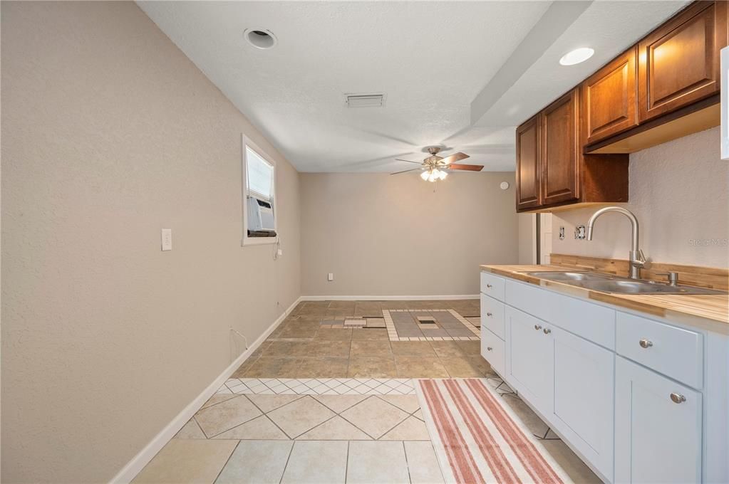 For Sale: $398,000 (3 beds, 0 baths, 2332 Square Feet)