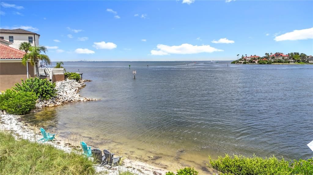 Activo con contrato: $400,000 (0.24 acres)