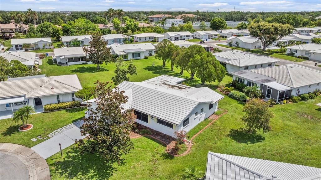 Active With Contract: $189,000 (2 beds, 2 baths, 1464 Square Feet)