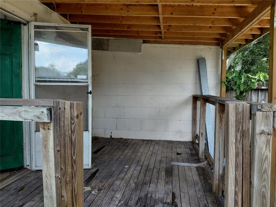 For Sale: $145,900 (3 beds, 1 baths, 792 Square Feet)