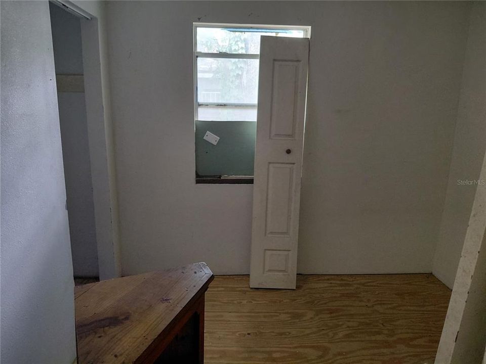 For Sale: $145,900 (3 beds, 1 baths, 792 Square Feet)