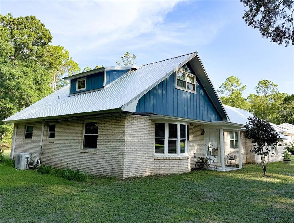 На продажу: $299,900 (3 спален, 2 ванн, 1756 Квадратных фут)