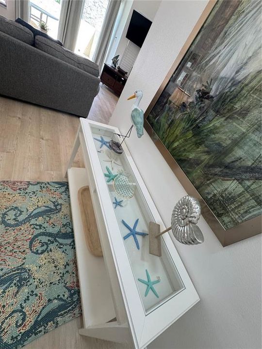 For Rent: $2,800 (2 beds, 2 baths, 975 Square Feet)