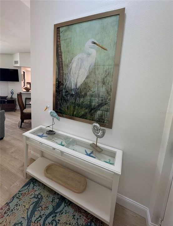 For Rent: $2,800 (2 beds, 2 baths, 975 Square Feet)