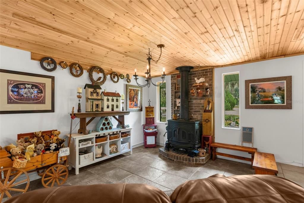 En Venta: $850,000 (3 camas, 2 baños, 3286 Pies cuadrados)