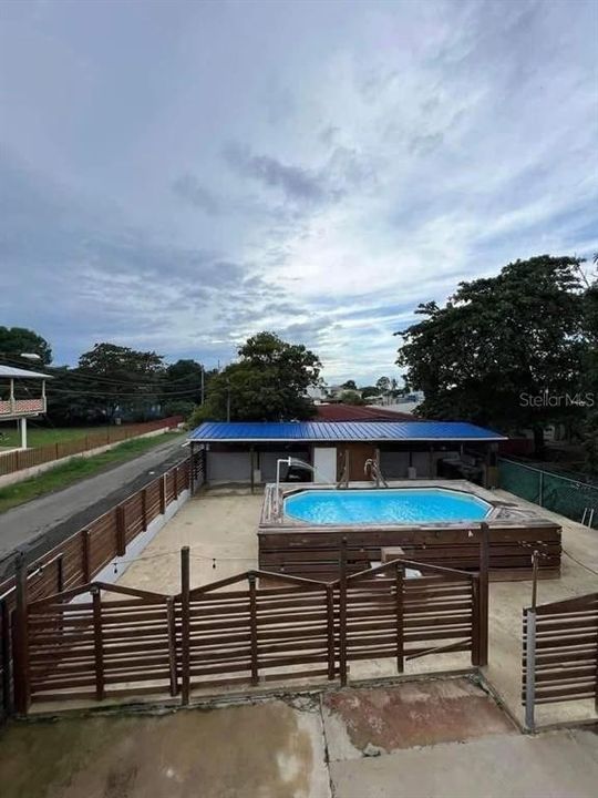 Active With Contract: $319,000 (4 beds, 2 baths, 2800 Square Feet)