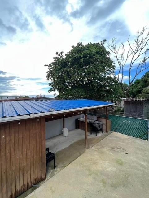 Active With Contract: $319,000 (4 beds, 2 baths, 2800 Square Feet)