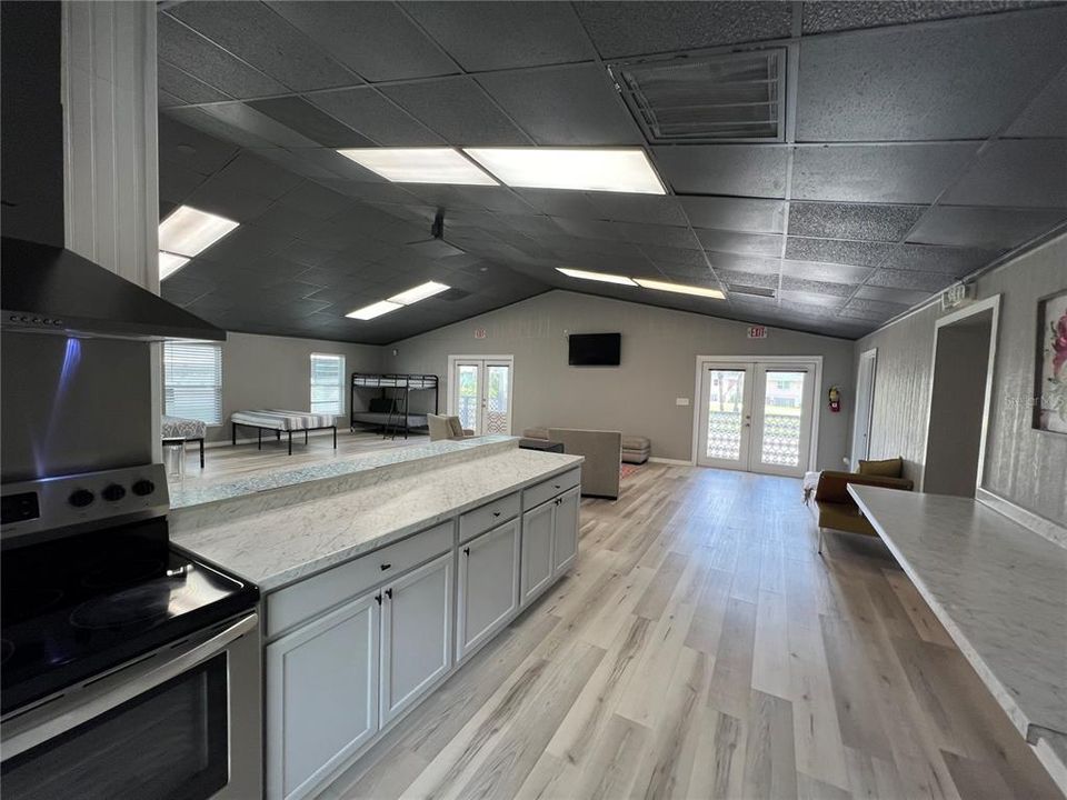 For Rent: $1,500 (1 beds, 2 baths, 1000 Square Feet)