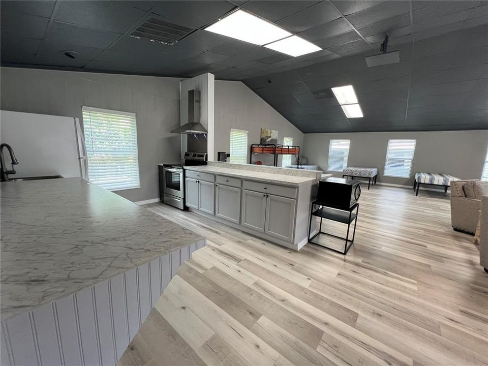 For Rent: $1,500 (1 beds, 2 baths, 1000 Square Feet)