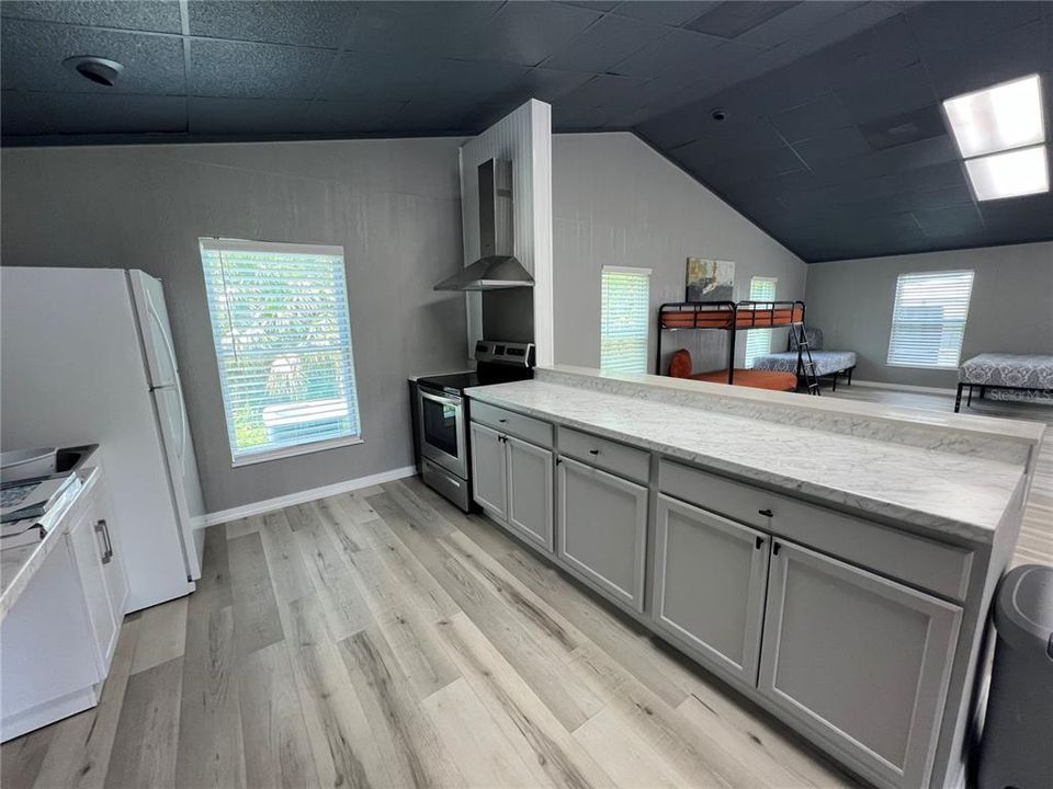 For Rent: $1,500 (1 beds, 2 baths, 1000 Square Feet)