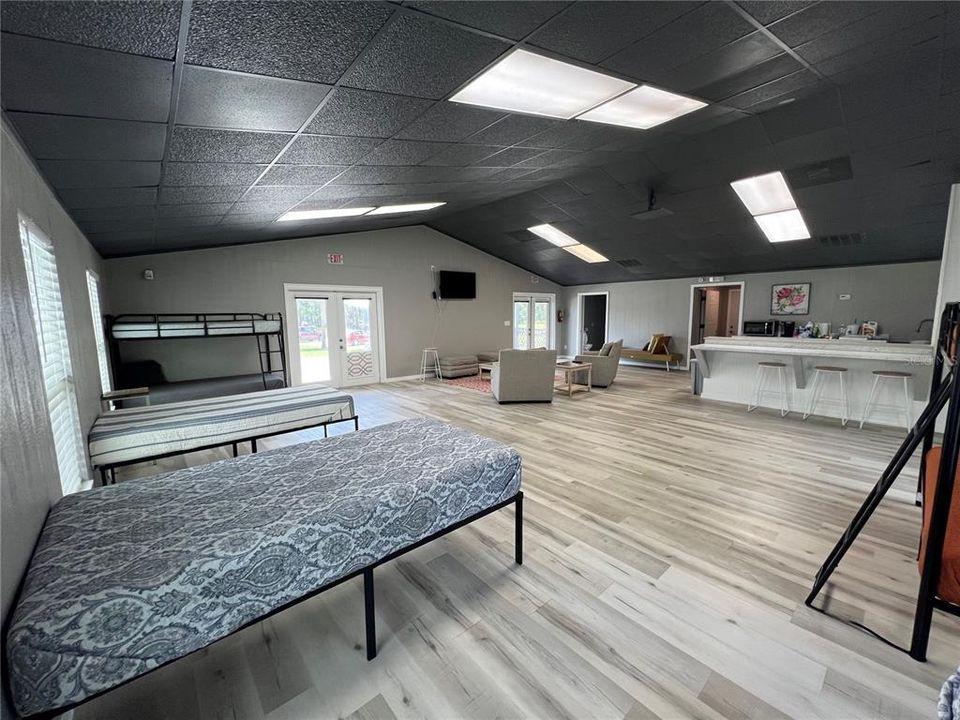 For Rent: $1,500 (1 beds, 2 baths, 1000 Square Feet)