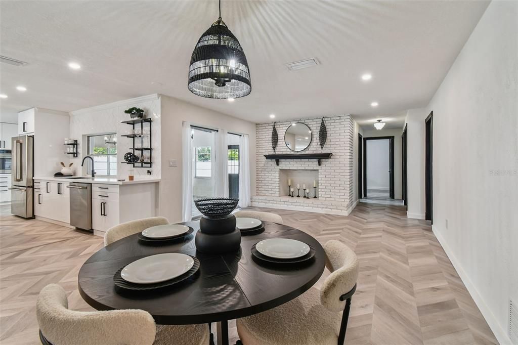 Active With Contract: $730,000 (4 beds, 3 baths, 2489 Square Feet)