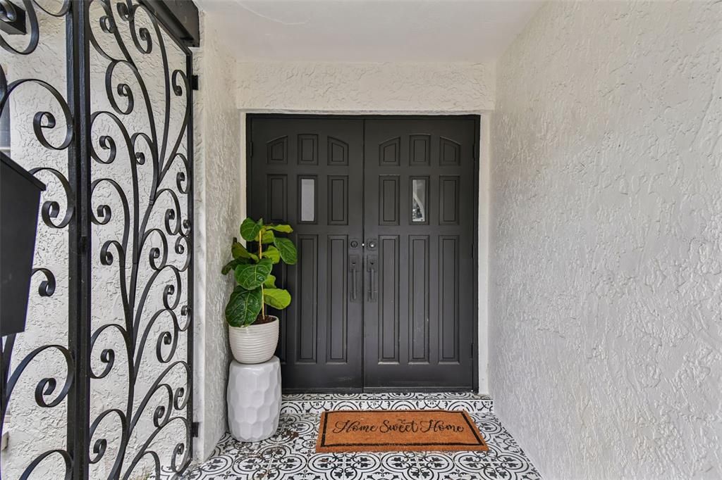 Active With Contract: $730,000 (4 beds, 3 baths, 2489 Square Feet)