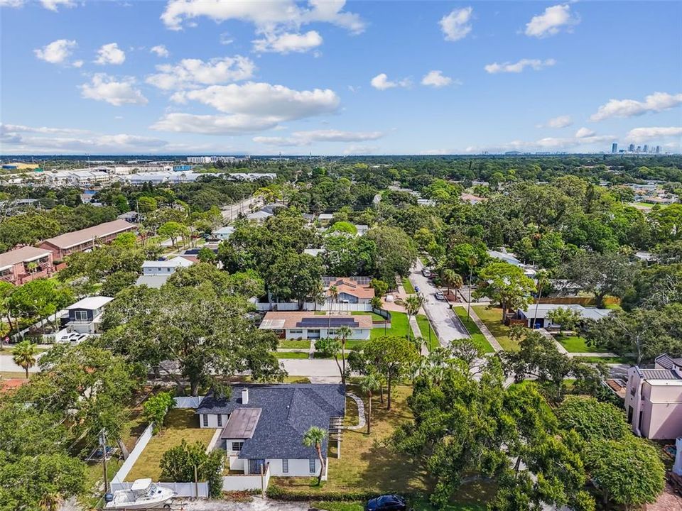 Active With Contract: $730,000 (4 beds, 3 baths, 2489 Square Feet)