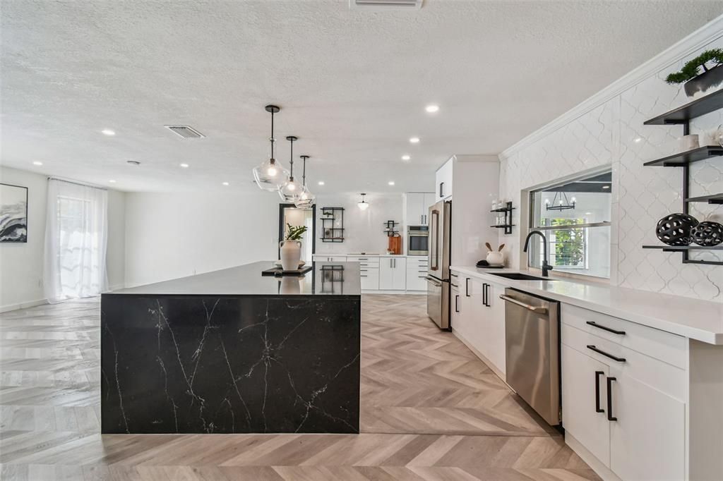 Active With Contract: $730,000 (4 beds, 3 baths, 2489 Square Feet)