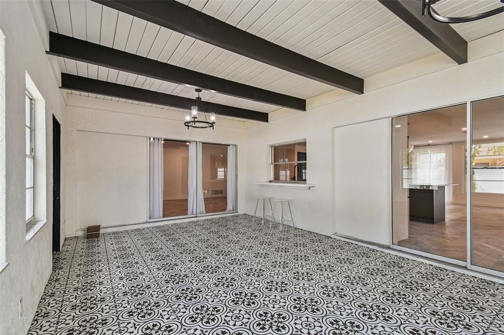 Active With Contract: $730,000 (4 beds, 3 baths, 2489 Square Feet)